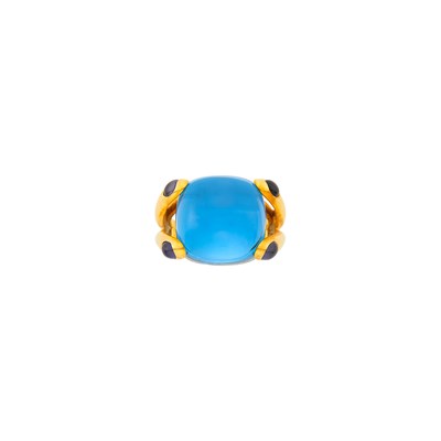 Lot 30 - Verdura Gold, Cabochon Blue Topaz and Iolite 'Candy' Ring