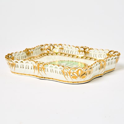 Lot 276 - Vienna Gilt-Heightened Porcelain Tray