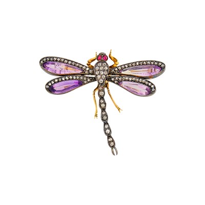 Lot 1046 - Antique Gold, Silver, Amethyst and Diamond 'En Tremblant' Dragonfly Brooch