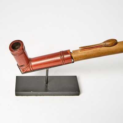 Lot 1256 - Carved Wood Lakota (Sioux) Bird Head Pipe