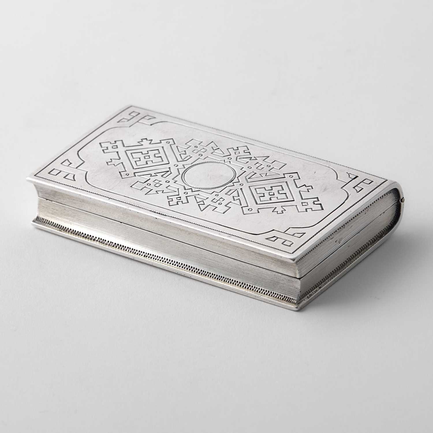 Lot 97 - Russian Silver Trompe l'oeil Cigarette Case