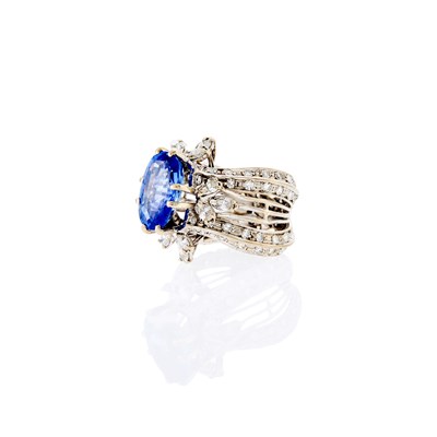 Lot 40 - White Gold, Sapphire and Diamond Ring
