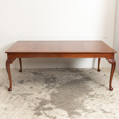 Lot 371 - Baker Mahogany Dining Table