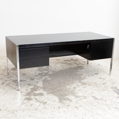 Lot 56 - Richard Schultz for Knoll Ebonized Wood and Chrome Desk