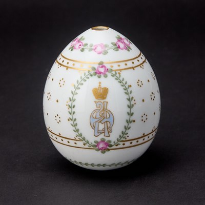 Lot 158 - Russian Porcelain Easter Egg