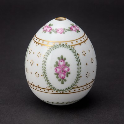 Lot 158 - Russian Porcelain Easter Egg