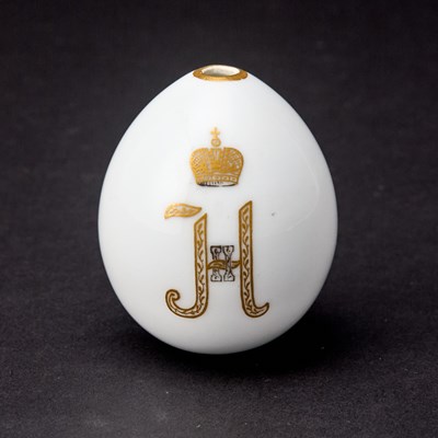 Lot 154 - Russian Porcelain Easter Egg