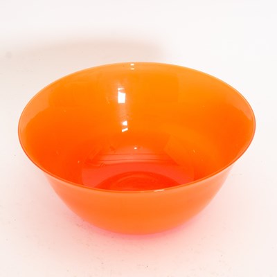 Lot 142 - Venini Murano Blown Red Glass Bowl