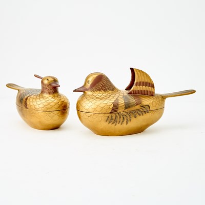 Lot 271 - A Pair of Japanese Red and Gilt Lacquered Incense Boxes