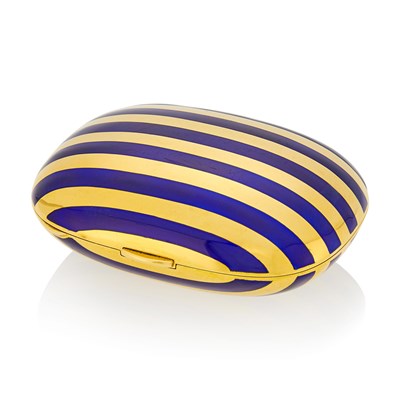 Lot 17 - Gold and Blue Enamel Compact