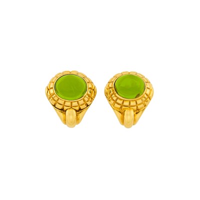Lot 93 - Faraone Pair of Gold and Cabochon Peridot Earrings