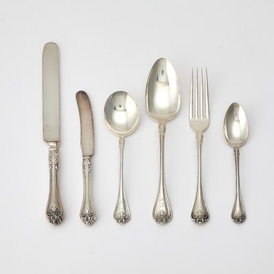 Lot 207 - Towle Sterling Silver 'Richmond' Pattern Partial Flatware Service