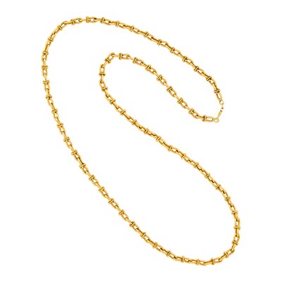 Lot 112 - Long Gold Chain Necklace
