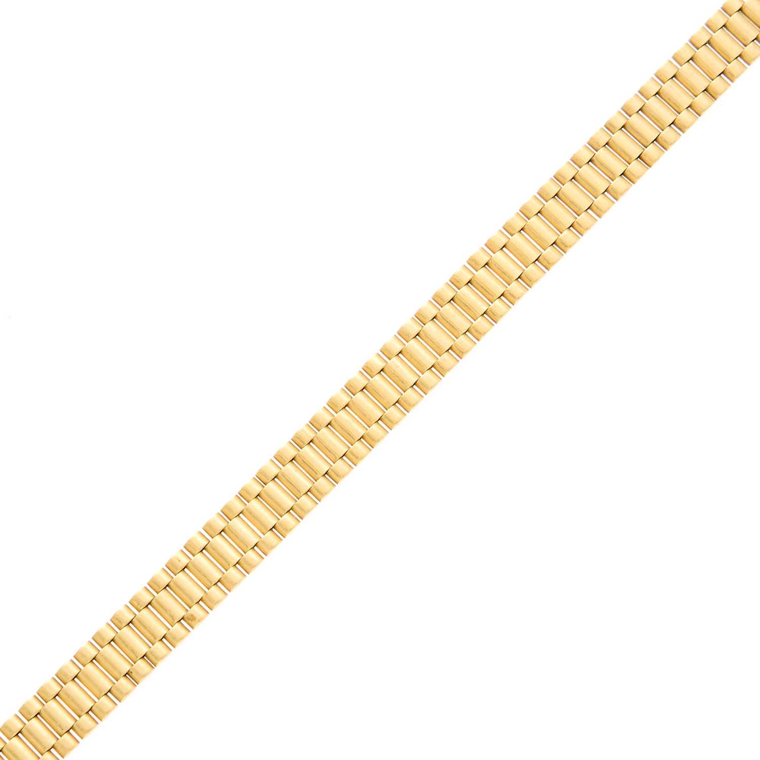 Lot 2083 - Gold Link Bracelet