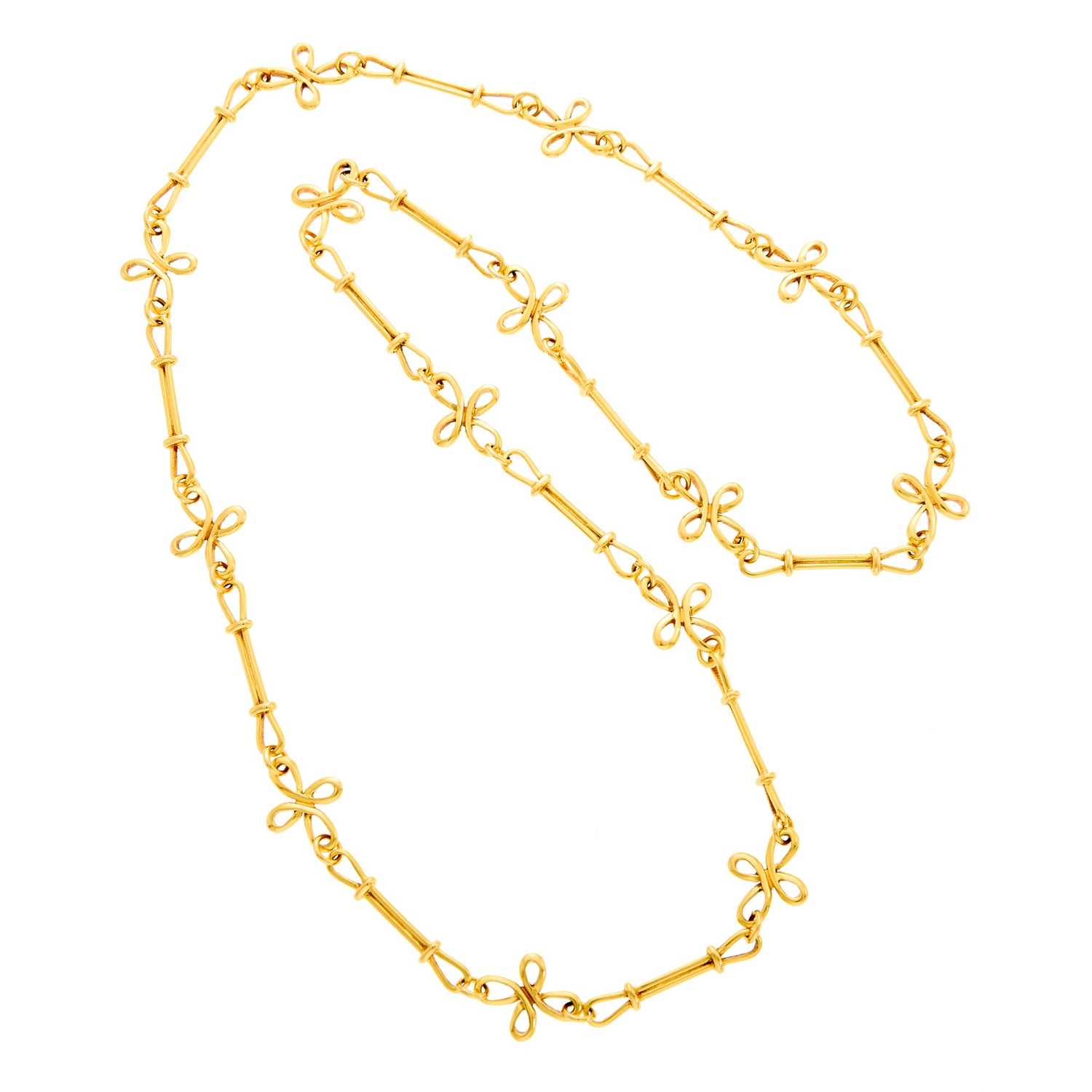 Lot 2005 - Long Gold Link Necklace