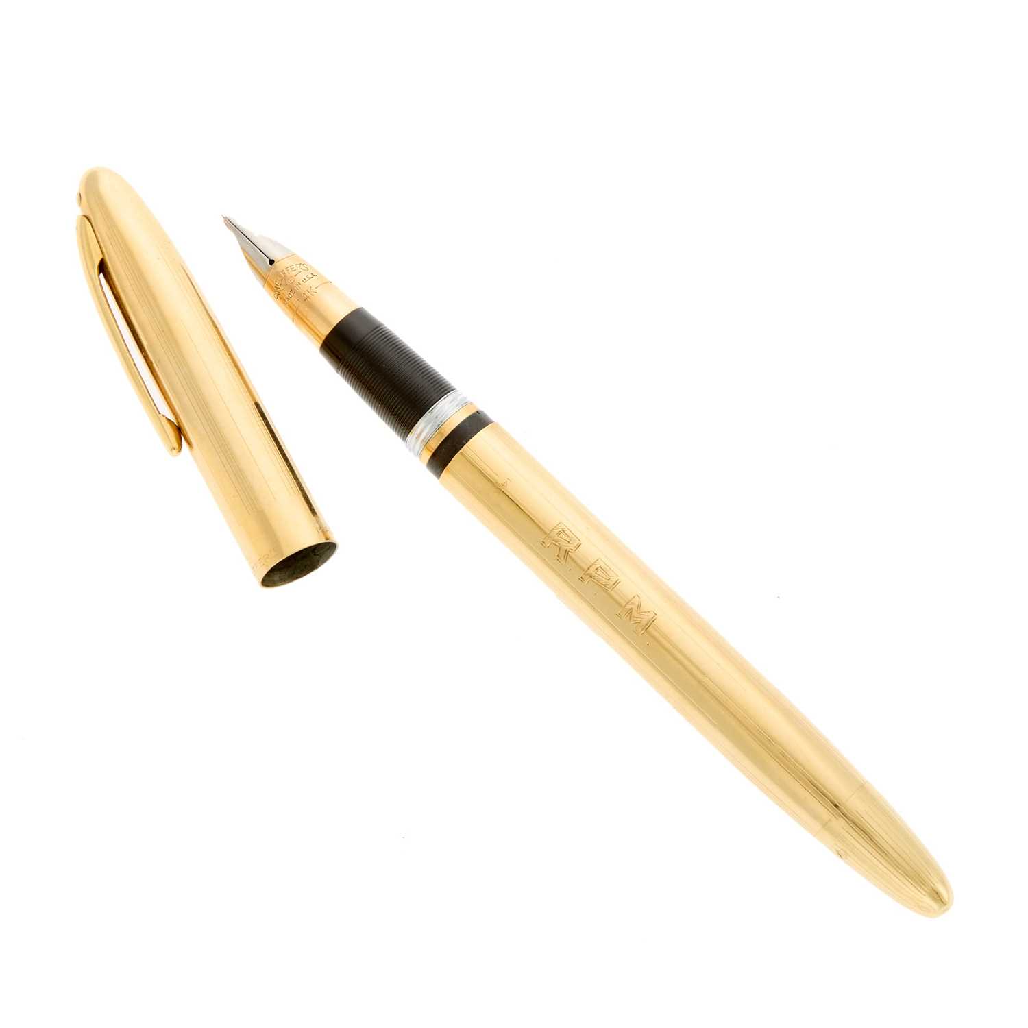 Lot 2200 - Gold Fountain Pen