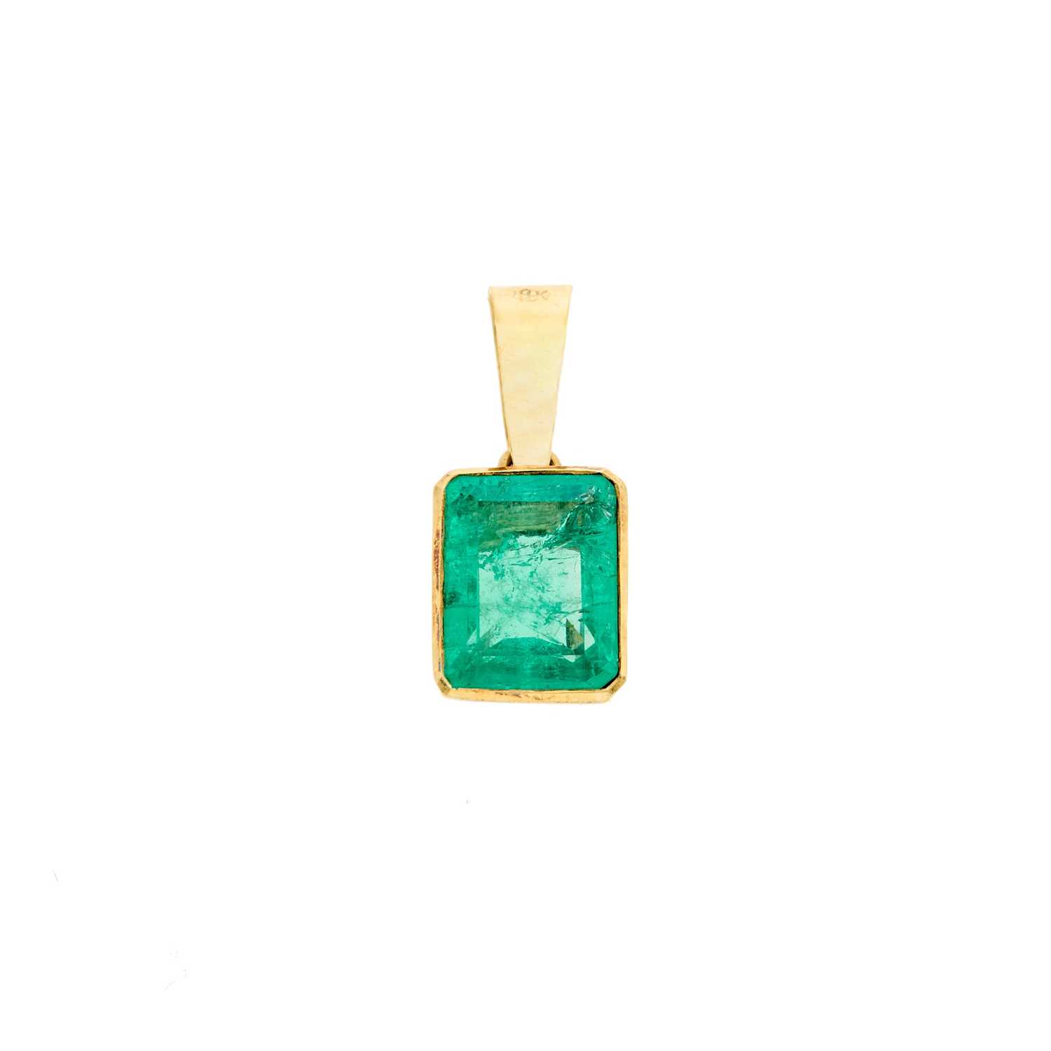 Lot 2090 - Gold and Emerald Pendant