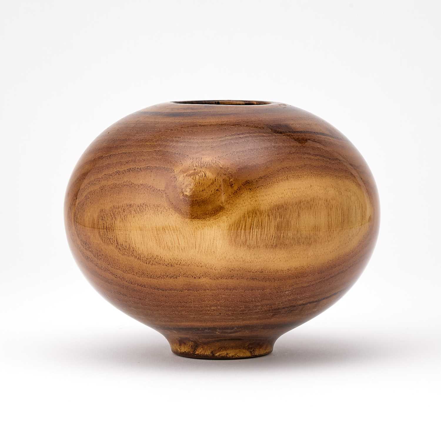 Lot 782 - Philip Moulthrop Turned Mimosa Mini Globe
