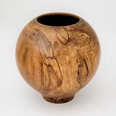 Lot 1119 - Philip Moulthrop Turned Red Leopard Maple Vessel