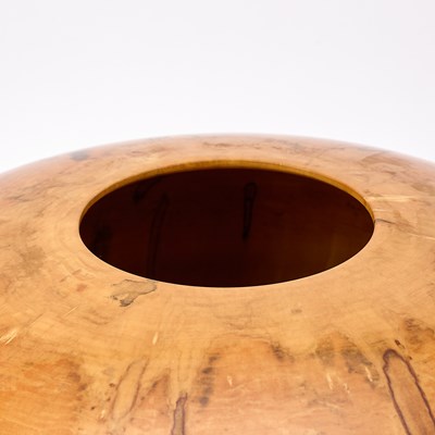 Lot 776 - Ed Moulthrop Turned Rare Ash-Leaf Maple Vessel