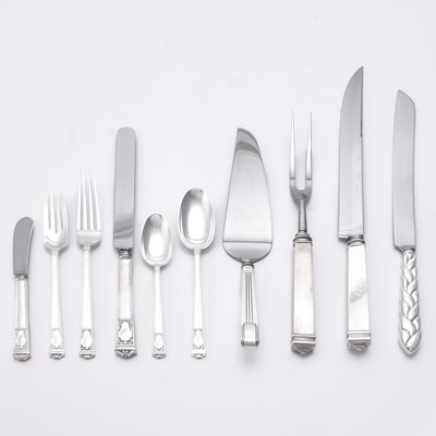 Lot 176 - Tiffany & Co. Sterling Silver "San Lorenzo" Pattern Flatware Service