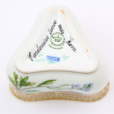 Lot 3174 - Twelve Royal Copenhagen Porcelain 'Flora Danica' Custard Cups with Stands