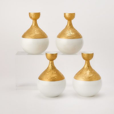 Lot 62 - Bjorn Wiinblad for Rosenthal Gilt Decorated Porcelain 'Magic Flute Gold' Pattern Dinner Service