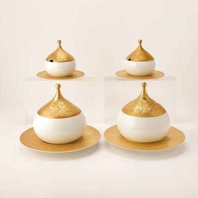 Lot 62 - Bjorn Wiinblad for Rosenthal Gilt Decorated Porcelain 'Magic Flute Gold' Pattern Dinner Service