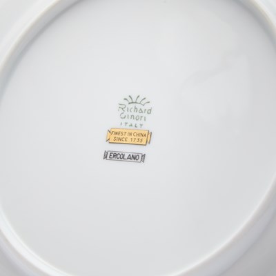 Lot 192 - Richard Ginori Porcelain 'Green Ercolano' Pattern Dinner Set