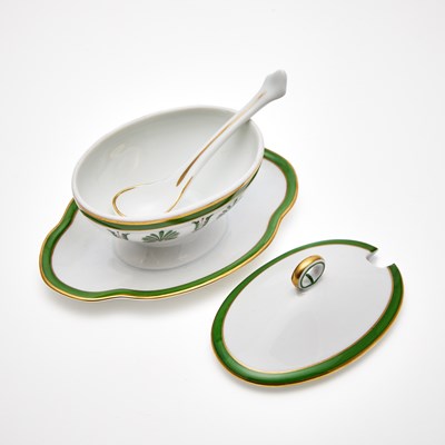 Lot 192 - Richard Ginori Porcelain 'Green Ercolano' Pattern Dinner Set