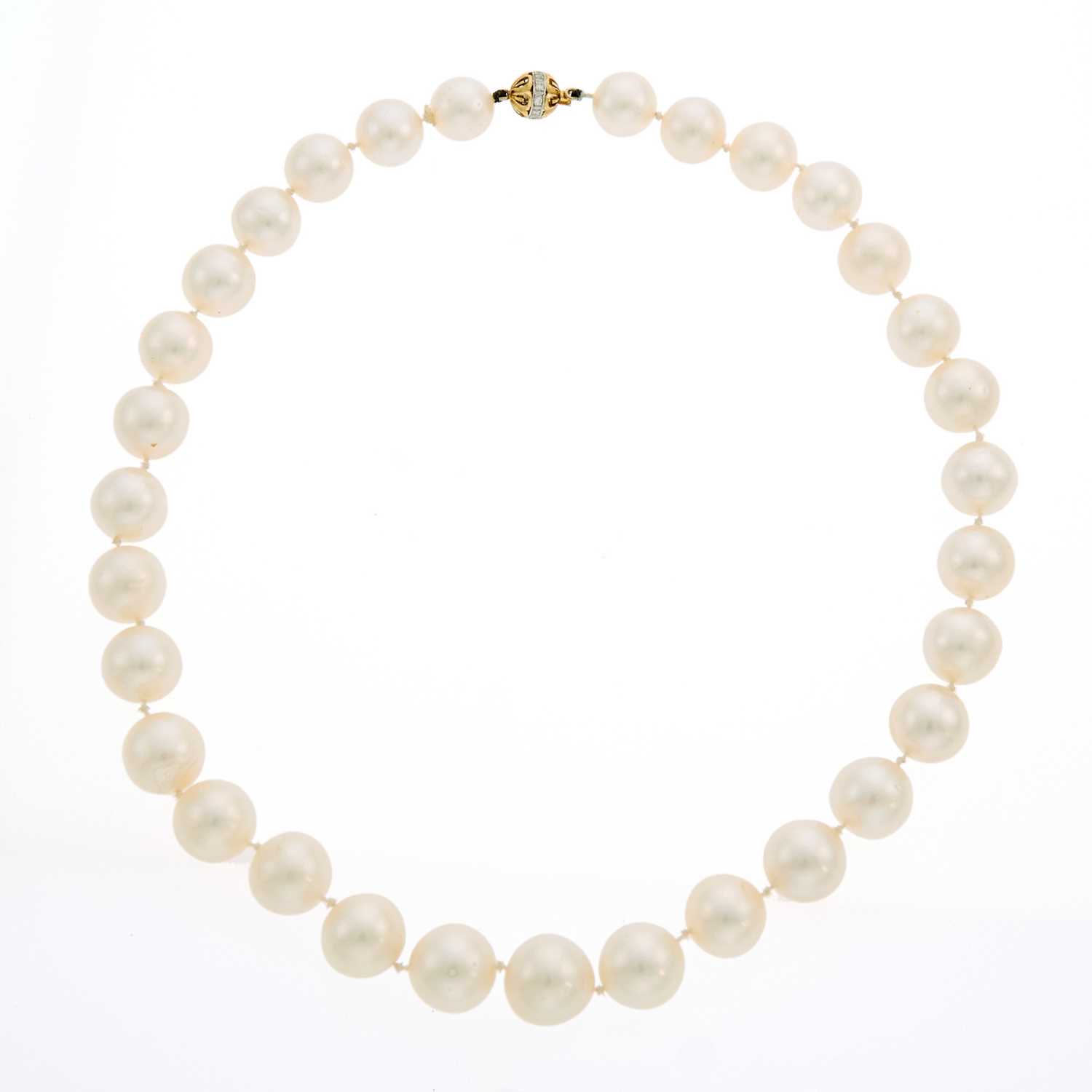 Lot 2203 - South Sea Cultured Pearl Necklace with Gold and Diamond Ball Clasp