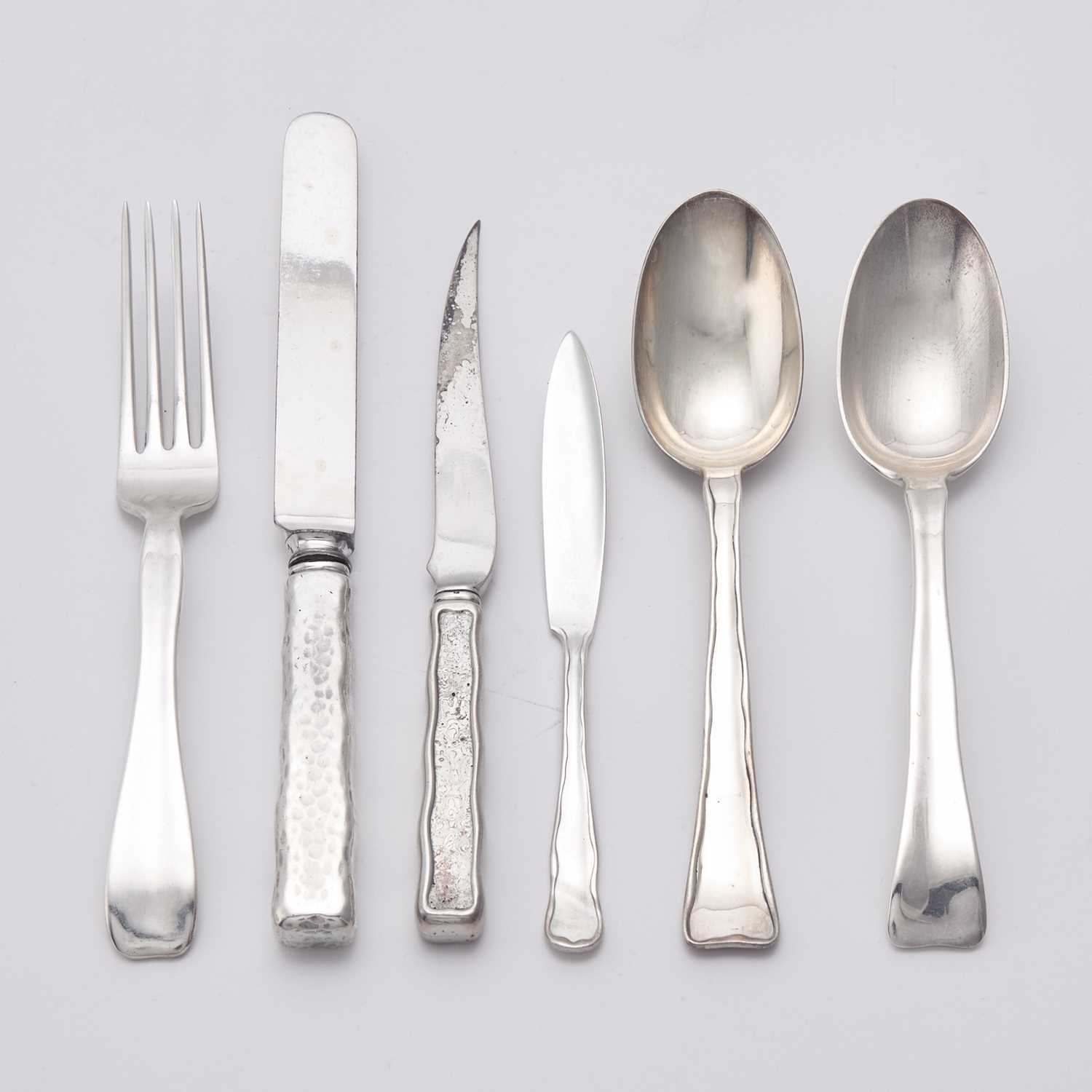 Lot 130 - Tiffany & Co. Sterling Silver "Lap Over" Pattern Flatware Service