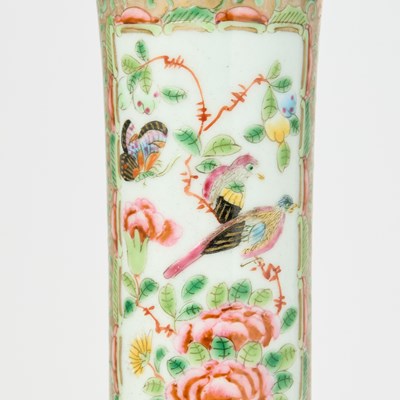 Lot 22 - Chinese Export Porcelain Five Piece Garniture