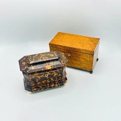 Lot 1160 - Birdseye Maple Tea Caddy