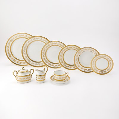 Lot 123 - Richard Ginori Gilt Decorated Porcelain 'Torino' Pattern Partial Dinner Service