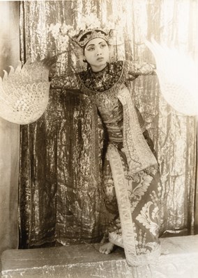 Lot 89 - Five works by Carl Van Vechten