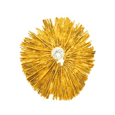 Lot 135 - David Webb Gold and Diamond Sea Urchin Clip-Brooch