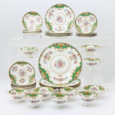 Lot 144 - Shelley Sheraton Green Porcelain Partial Dinner Service