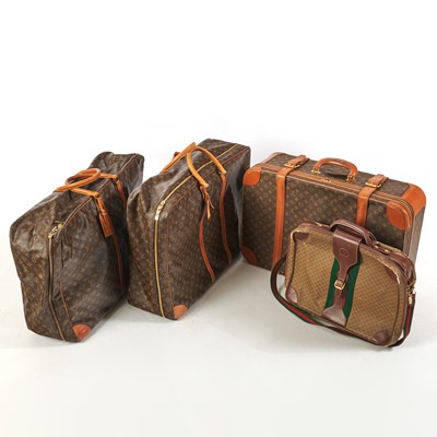 Lot 134 - Group of Three Louis Vuitton Monogram Suitcases