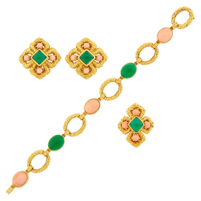 Lot 122 - Van Cleef & Arpels Gold, Angel Skin Coral and Green Chrysoprase Bracelet, Pair of Earclips and Ring, France