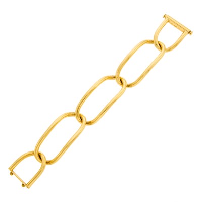 Lot 2008 - Gold Elongated Oval Link Bracelet