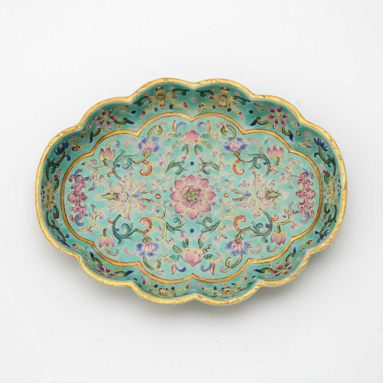 Lot 560 - A Fine Chinese Famille Rose Turquoise Ground Porcelain Dish