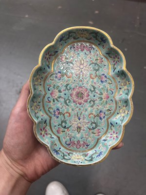 Lot 560 - A Fine Chinese Famille Rose Turquoise Ground Porcelain Dish