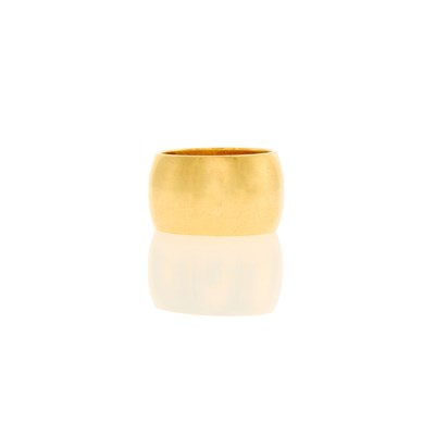 Lot 1029 - Wide Gold Band Ring