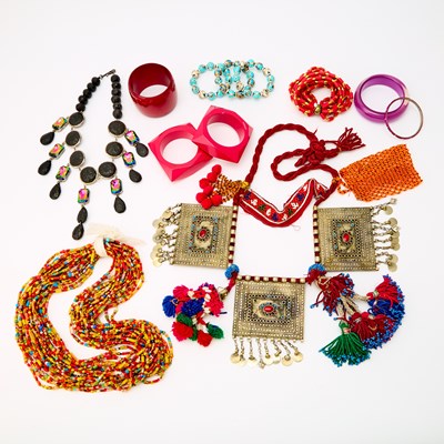 Lot 1020 - Group of Costume Jewelry