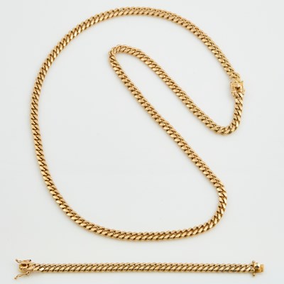 Lot 65 - Gold Neck Chain and Flexible Bracelet, 14K 121 dwt.