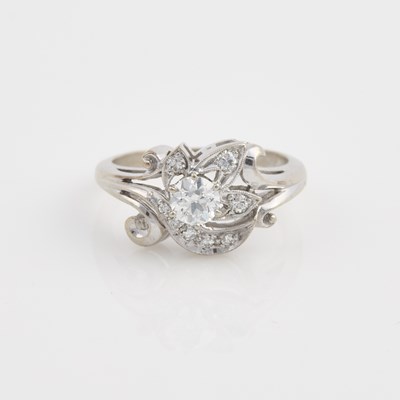 Lot 87 - Diamond Ring, 9 diamonds, center stone about 0.40 ct., 14K 2 dwt.