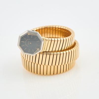 Lot 119 - Ladys Gold Bracelet Watch, 20 Jewels, Vacheron Constantin, 18K 88 dwt. all