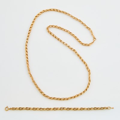 Lot 215 - Gold Necklace and Flexible Bracelet, 14K 12 dwt., damaged