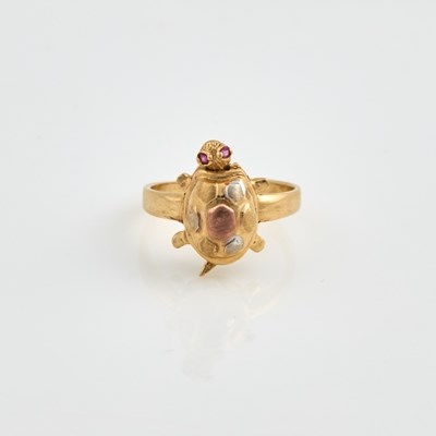 Lot 358 - Gold and Stone Ring, 10K 2 dwt. all